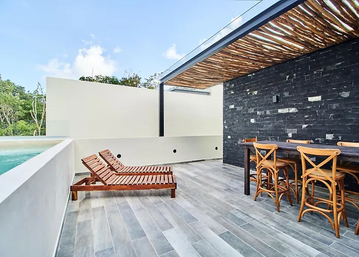 Luxury With 2 Pools, Open Terraces And Sun Deck