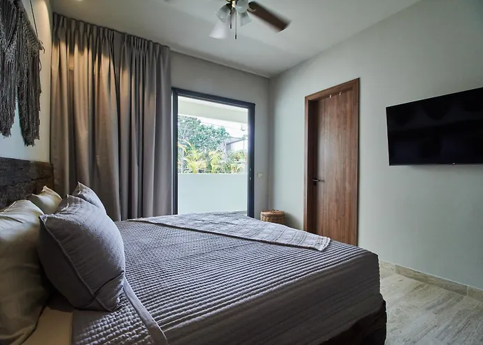 Villa Luxury With 2 Pools, Open Terraces And Sun Deck