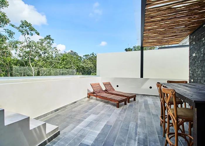 Luxury With 2 Pools, Open Terraces And Sun Deck